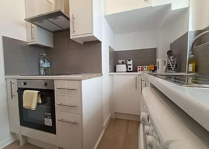 Charming And Cosy 1 Bed Apartment With Terrace In Prime South Kensington Location