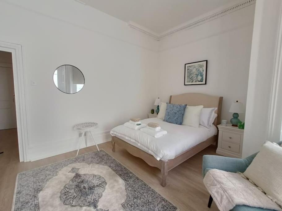Appartement Charming And Cosy 1 Bed With Terrace In Prime South Kensington Location