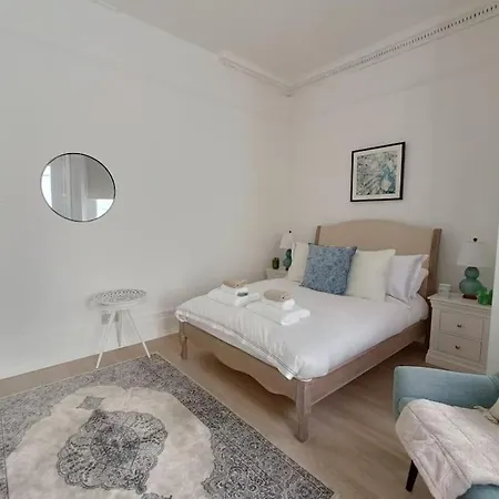 Charming And Cosy 1 Bed Apartment With Terrace In Prime South Kensington Location Londres Extérieur photo