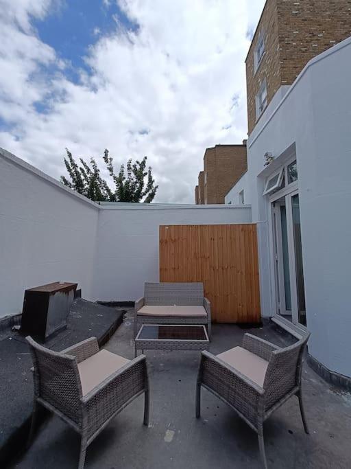 Appartamento Charming And Cosy 1 Bed With Terrace In Prime South Kensington Location *